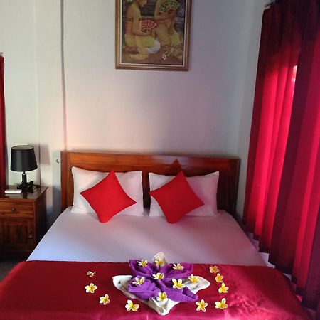 Kuwera Homestay Batununggul ภายนอก รูปภาพ