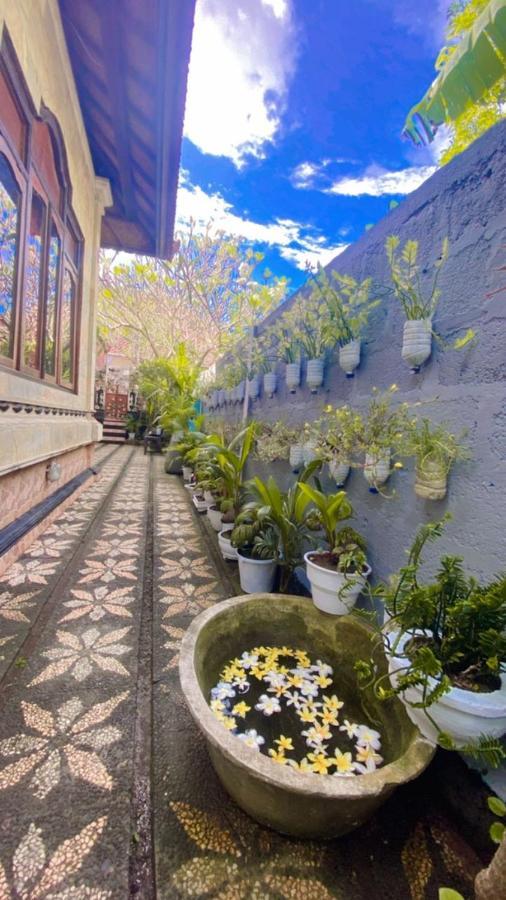 Kuwera Homestay Batununggul ภายนอก รูปภาพ
