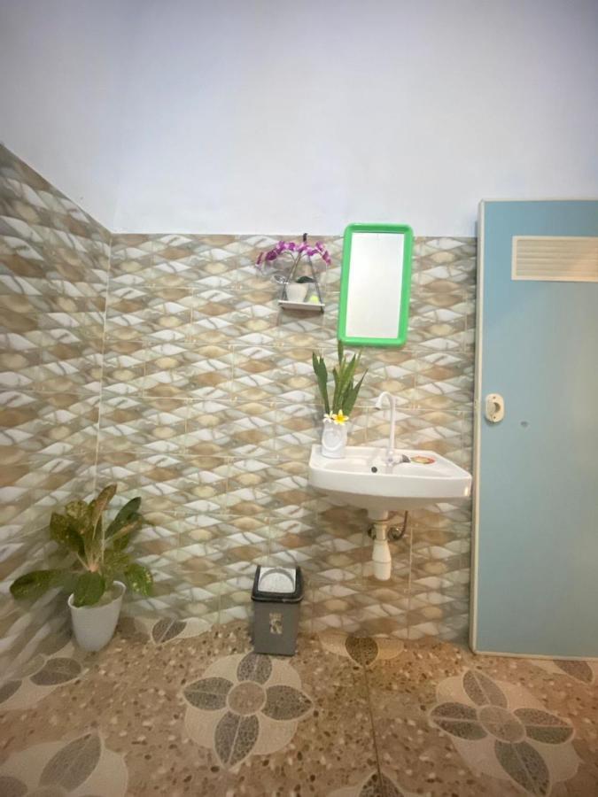 Kuwera Homestay Batununggul ภายนอก รูปภาพ