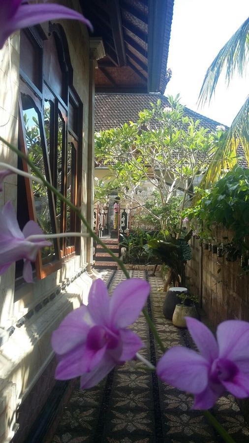 Kuwera Homestay Batununggul ภายนอก รูปภาพ
